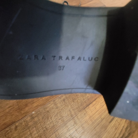Zara Trafaluc Black Boots - Picture 5 of 7